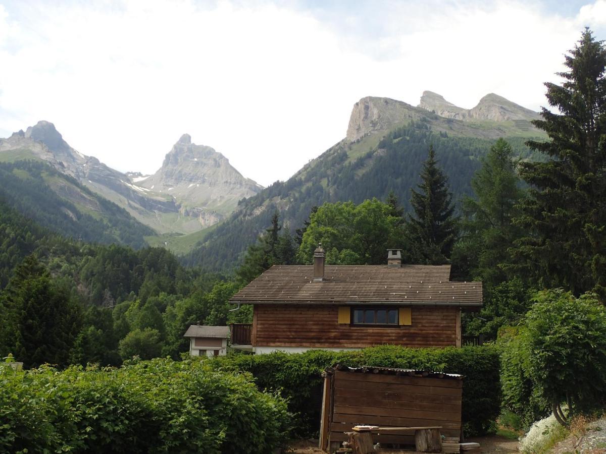 Chalet Le Muguet Villa โอวรอนนาซ ภายนอก รูปภาพ