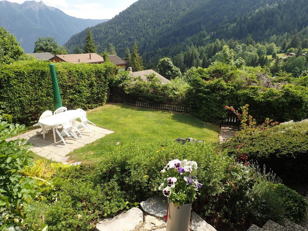 Chalet Le Muguet Villa โอวรอนนาซ ภายนอก รูปภาพ