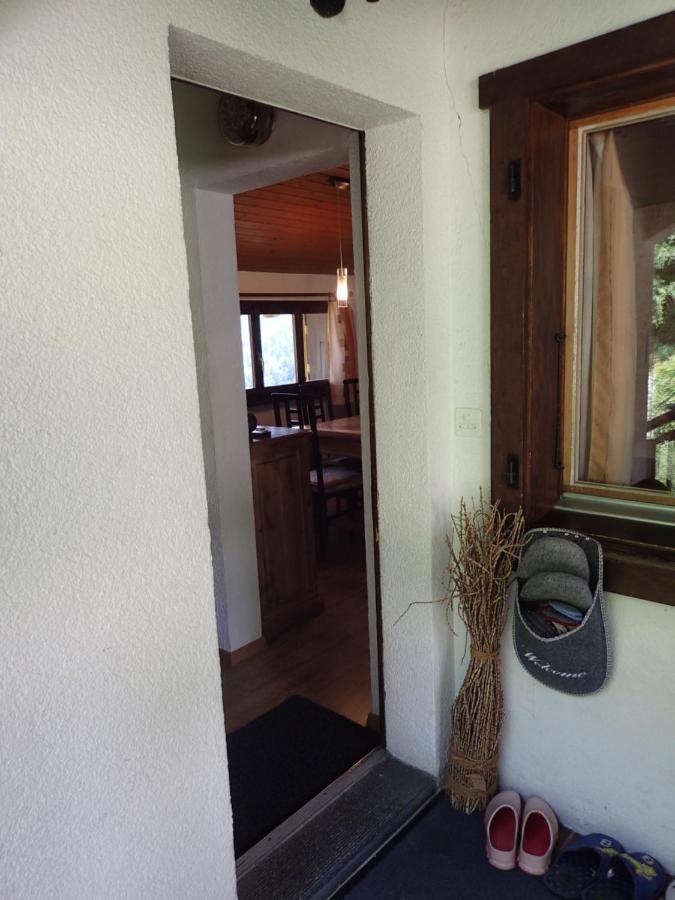 Chalet Le Muguet Villa โอวรอนนาซ ภายนอก รูปภาพ