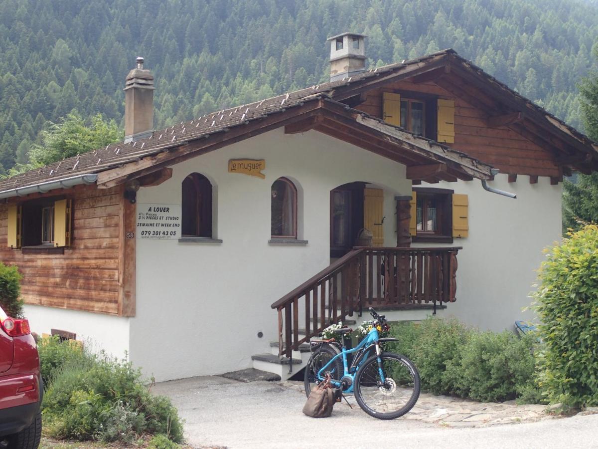 Chalet Le Muguet Villa โอวรอนนาซ ภายนอก รูปภาพ