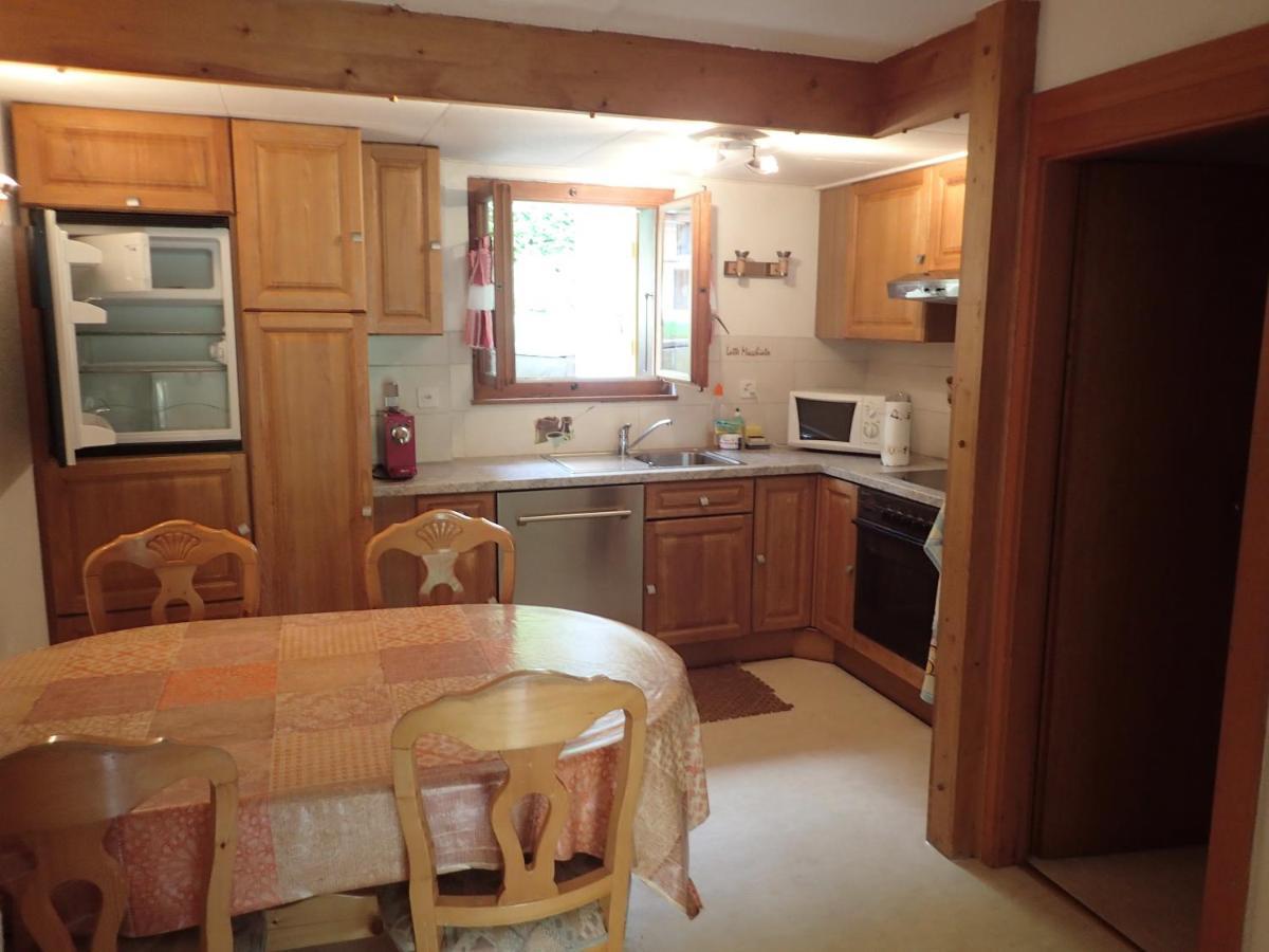Chalet Le Muguet Villa โอวรอนนาซ ภายนอก รูปภาพ